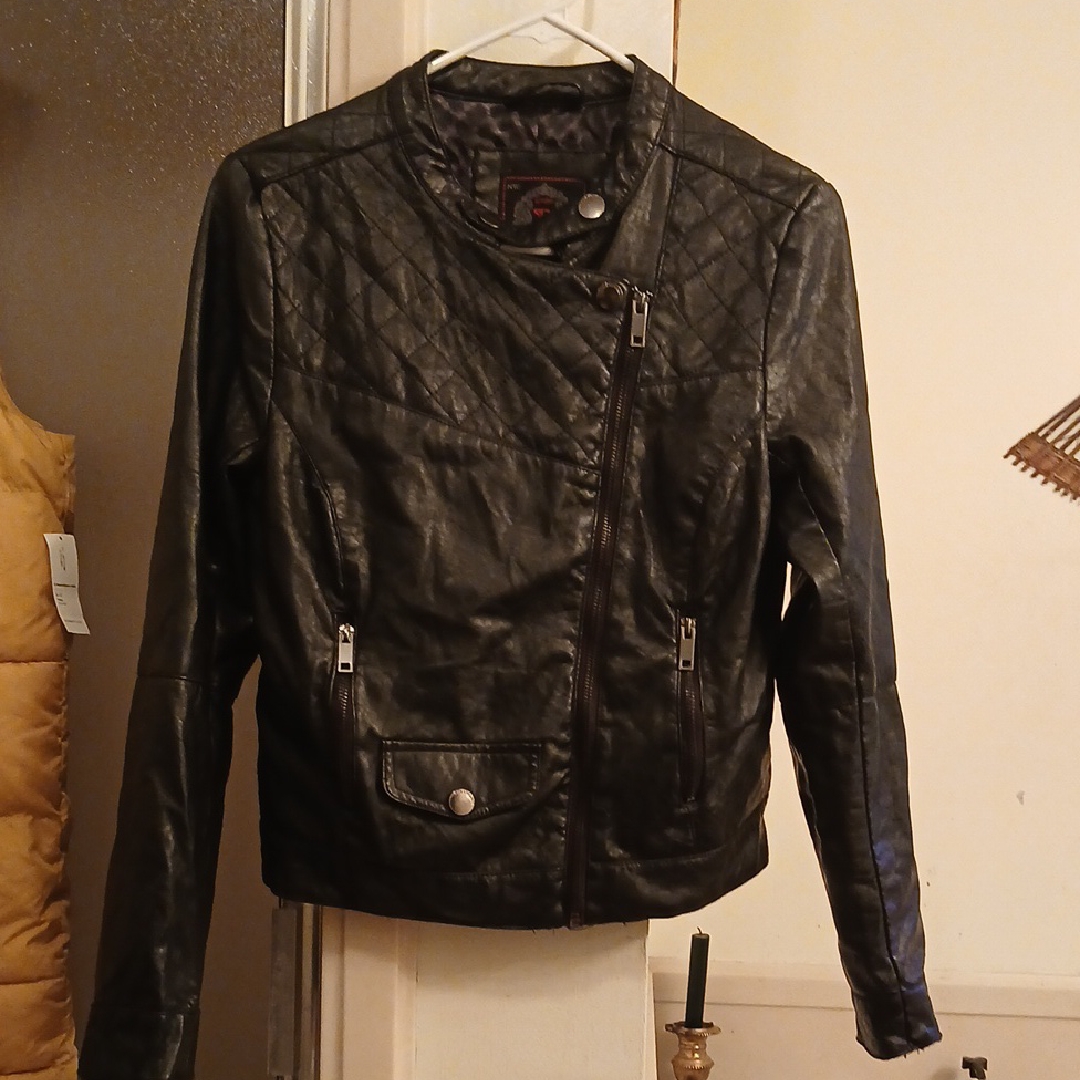Dollhouse Black Quilted Faux Leather Jacket. Sz.S-M